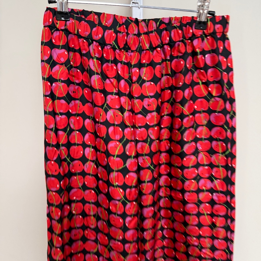 La DoubleJ cherry-print silk pyjama set size S - Picture 9 of 13